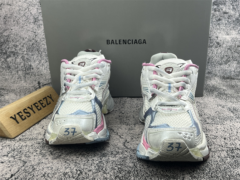 UA Balenciaga Runner Sneaker