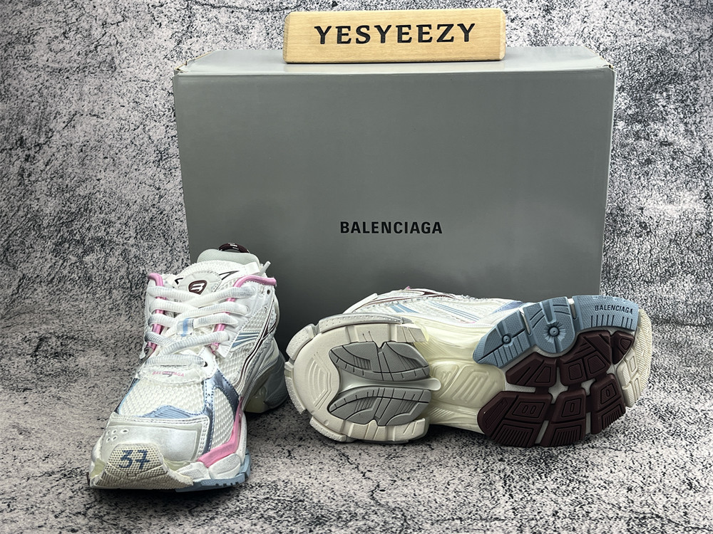 UA Balenciaga Runner Sneaker