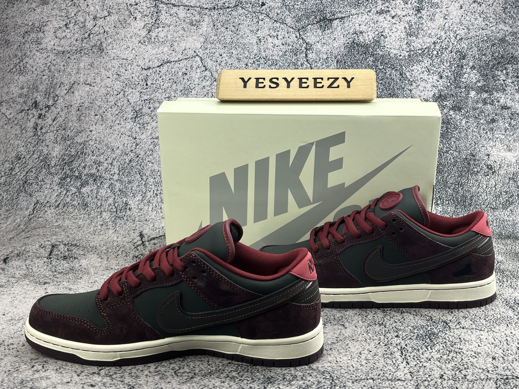 UA Nike SB Dunk Low