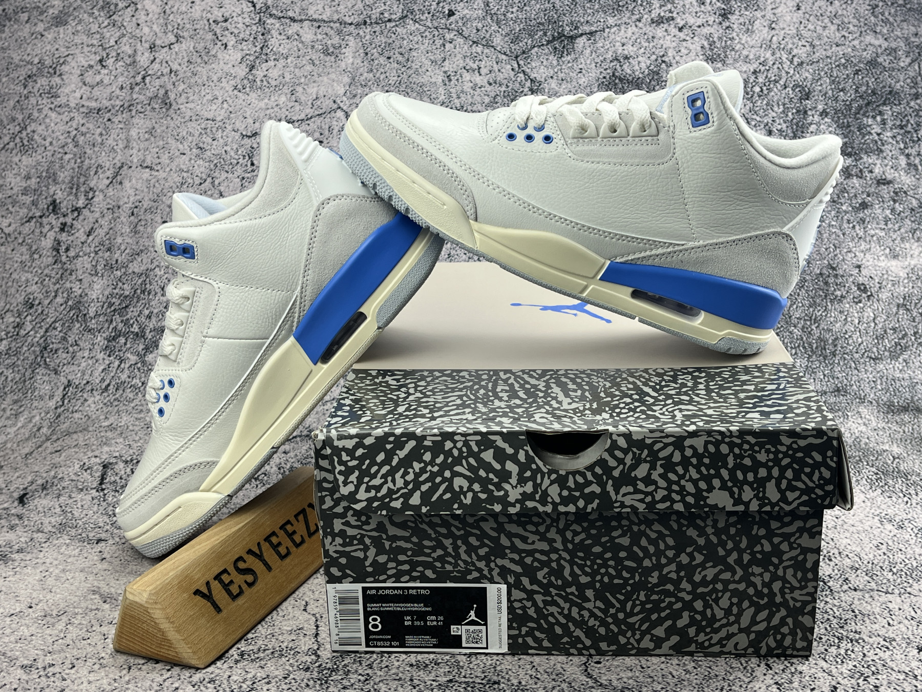 UA Jordan 3 Retro