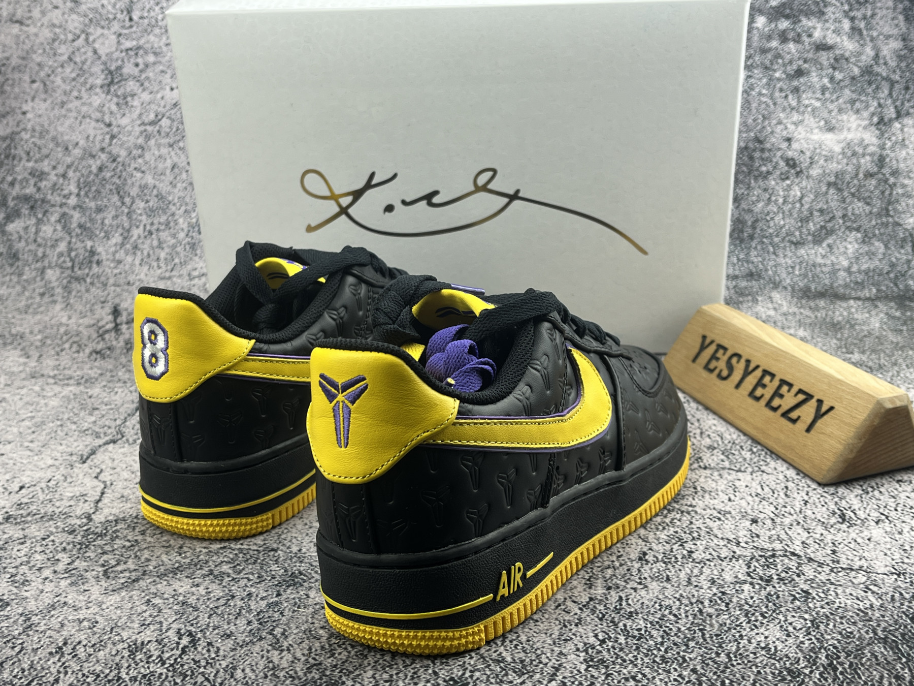 UA Nike Air Force 1 Low