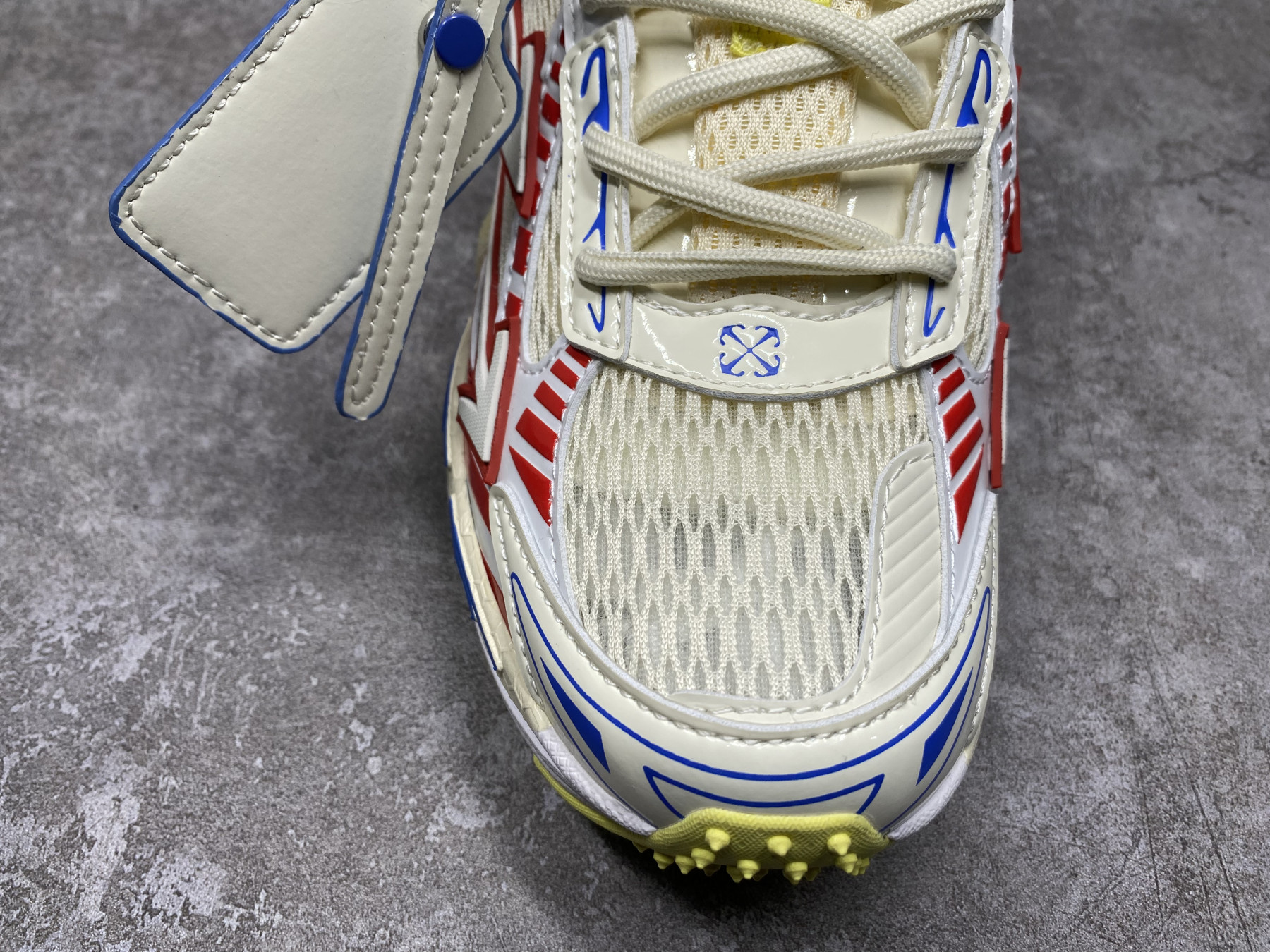 UA Off-White "BE RIGHT BACK"