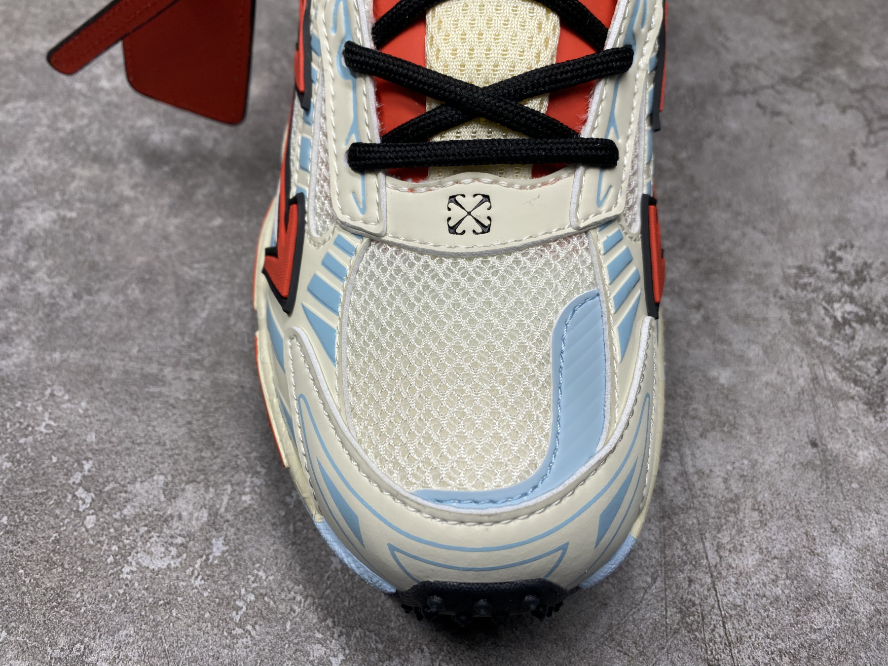 UA Off-White "BE RIGHT BACK"