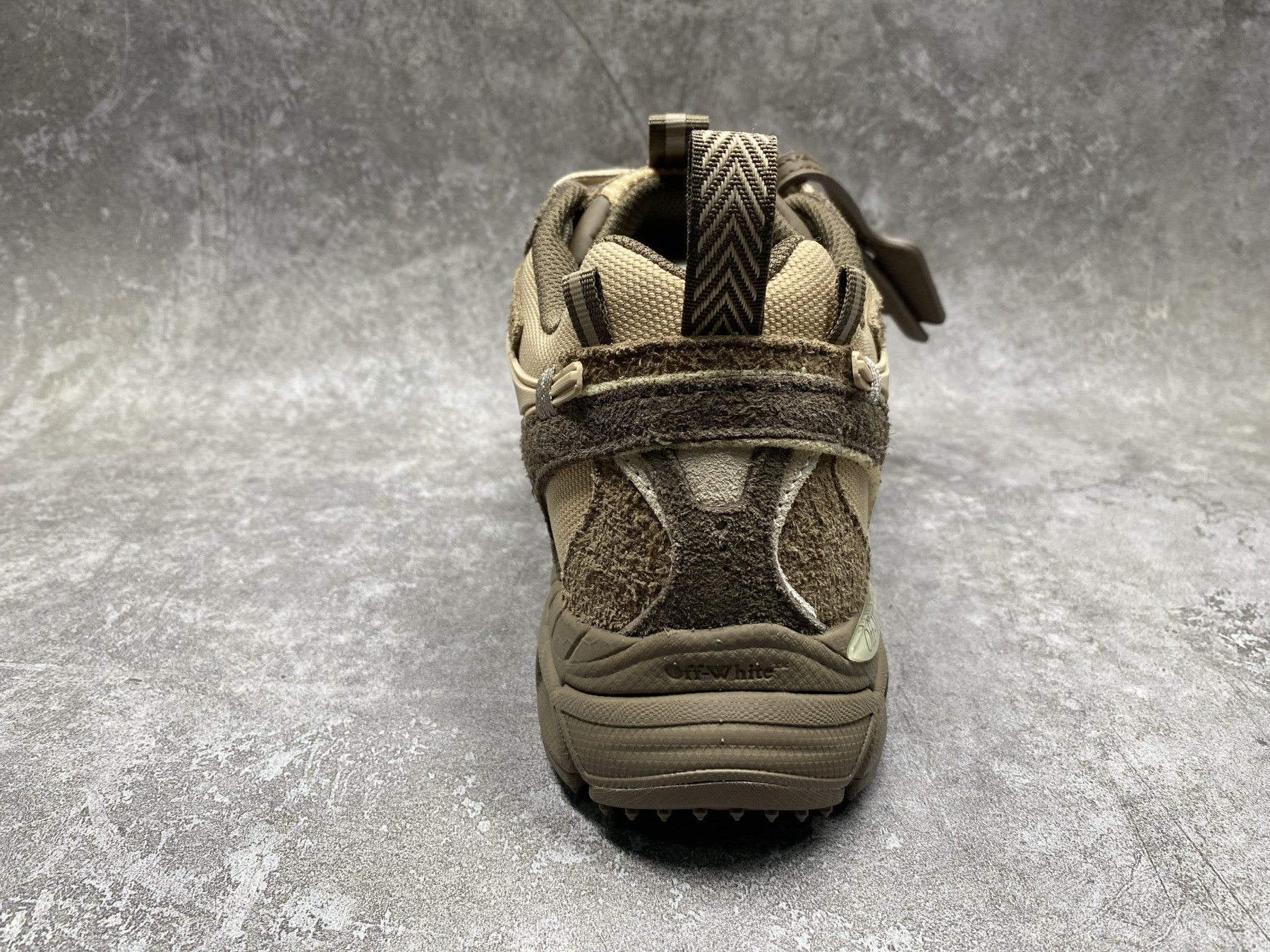 UA Off-White "BE RIGHT BACK"