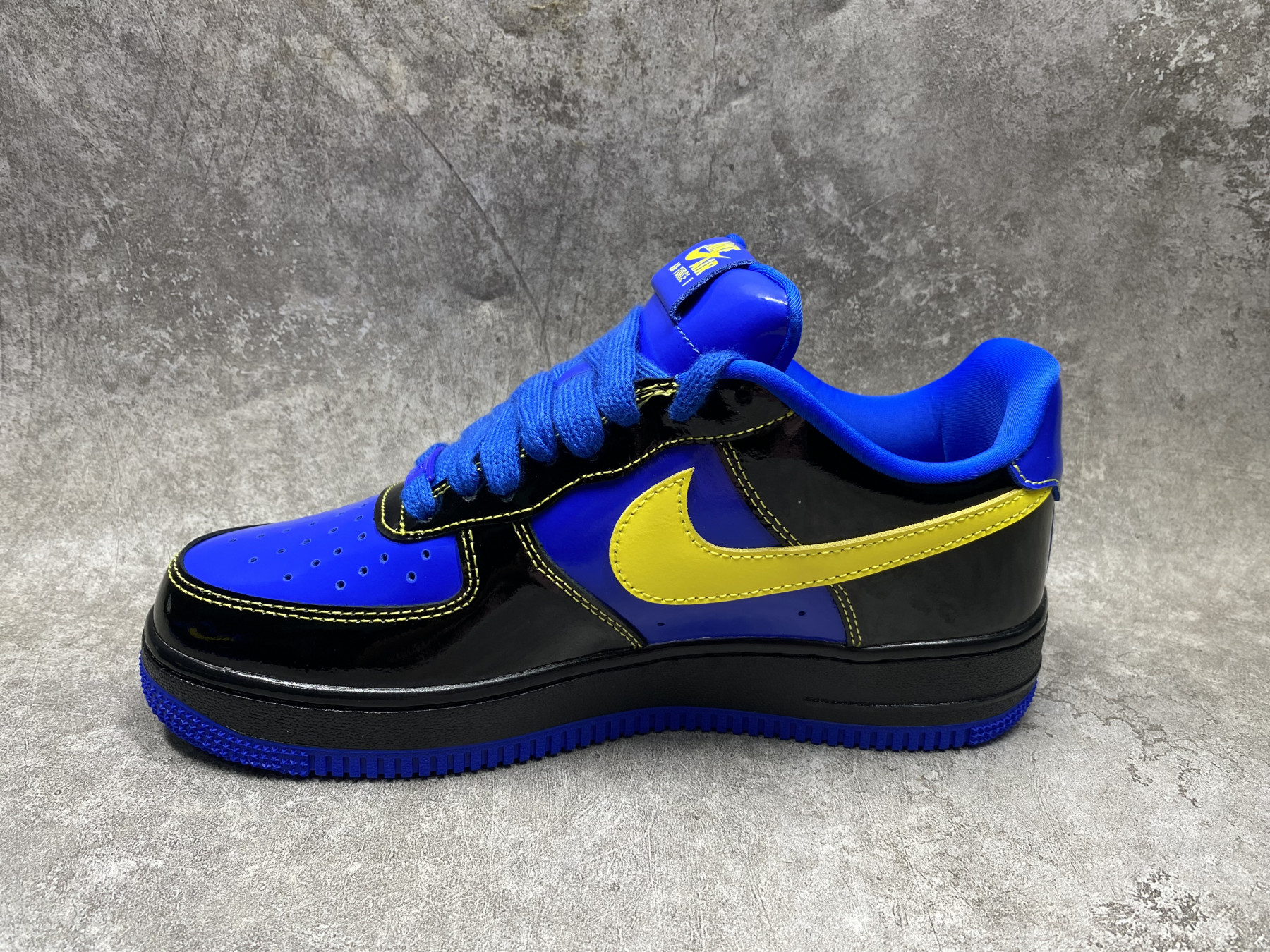 UA Nike Air Force 1 Low
