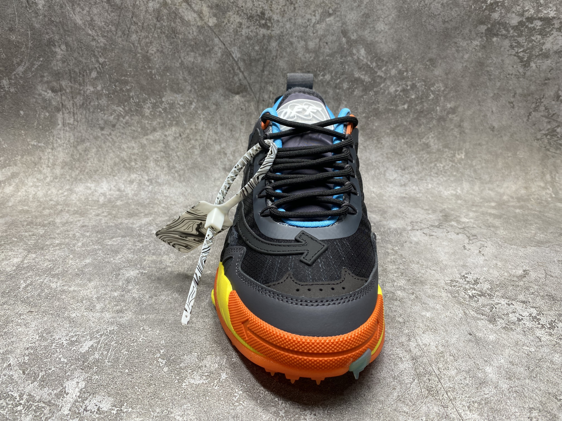 UA Off-White Odsy-2000 Sneaker