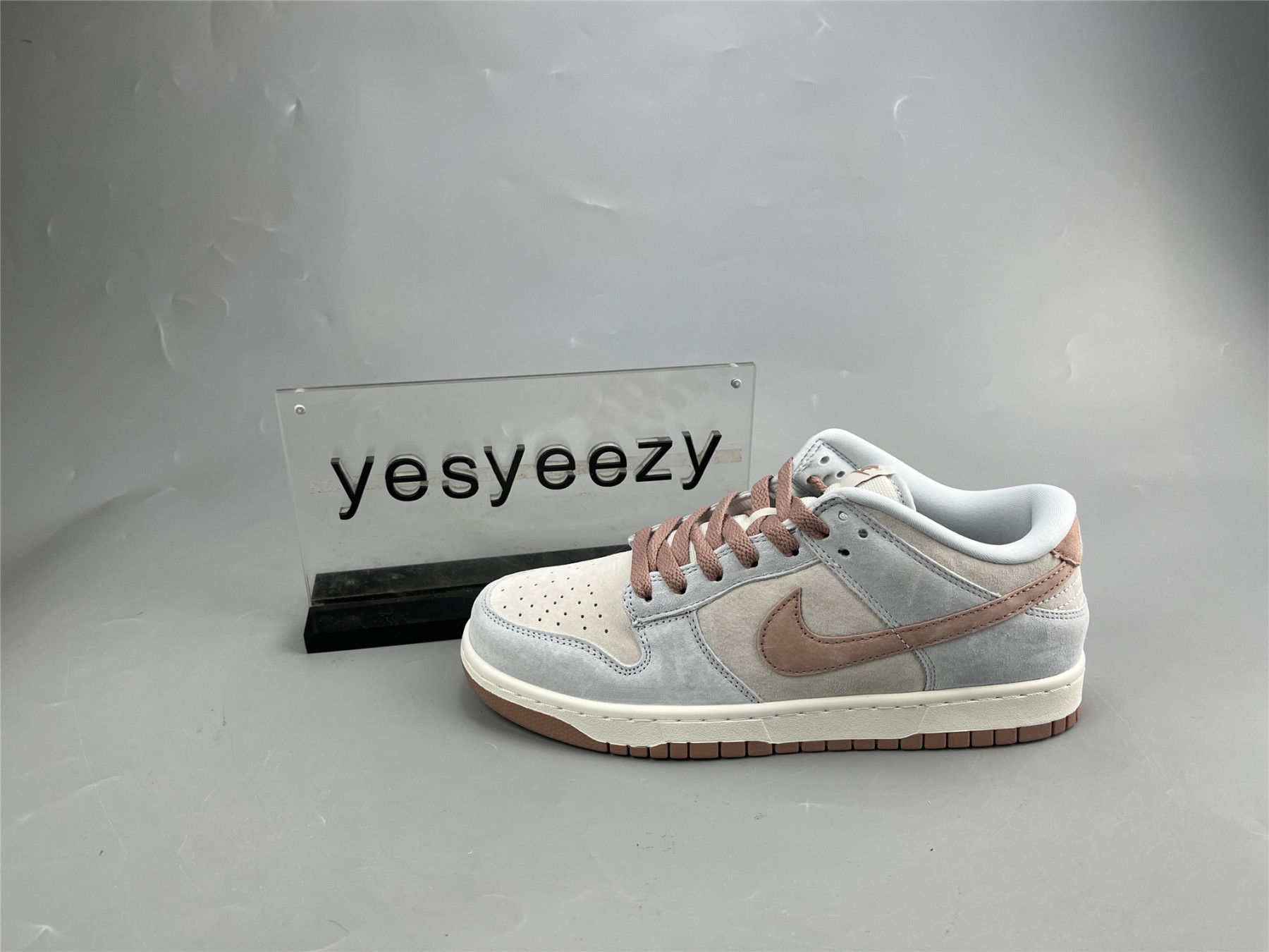 ua nike dunk low retro preM1vm