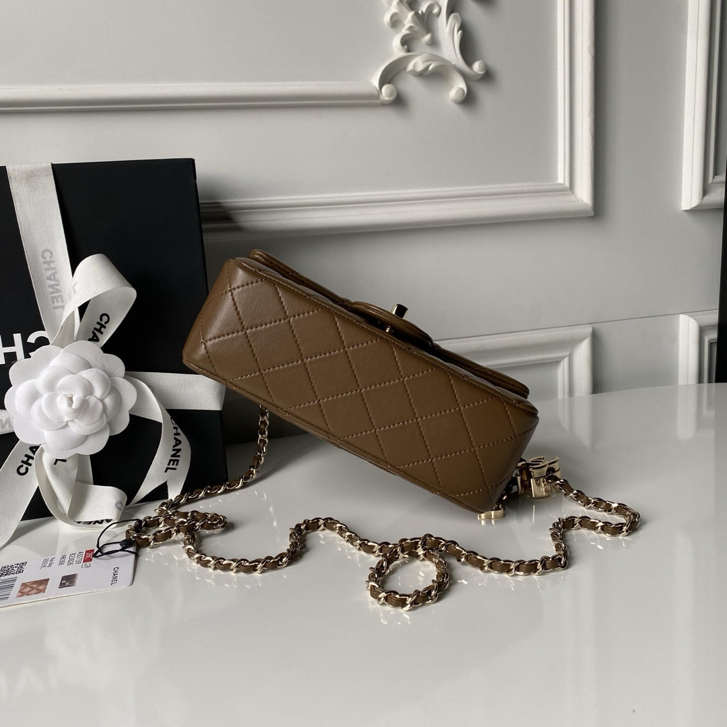 Chanel Classic Flap Handbag CF AS5759 20x13x7cm