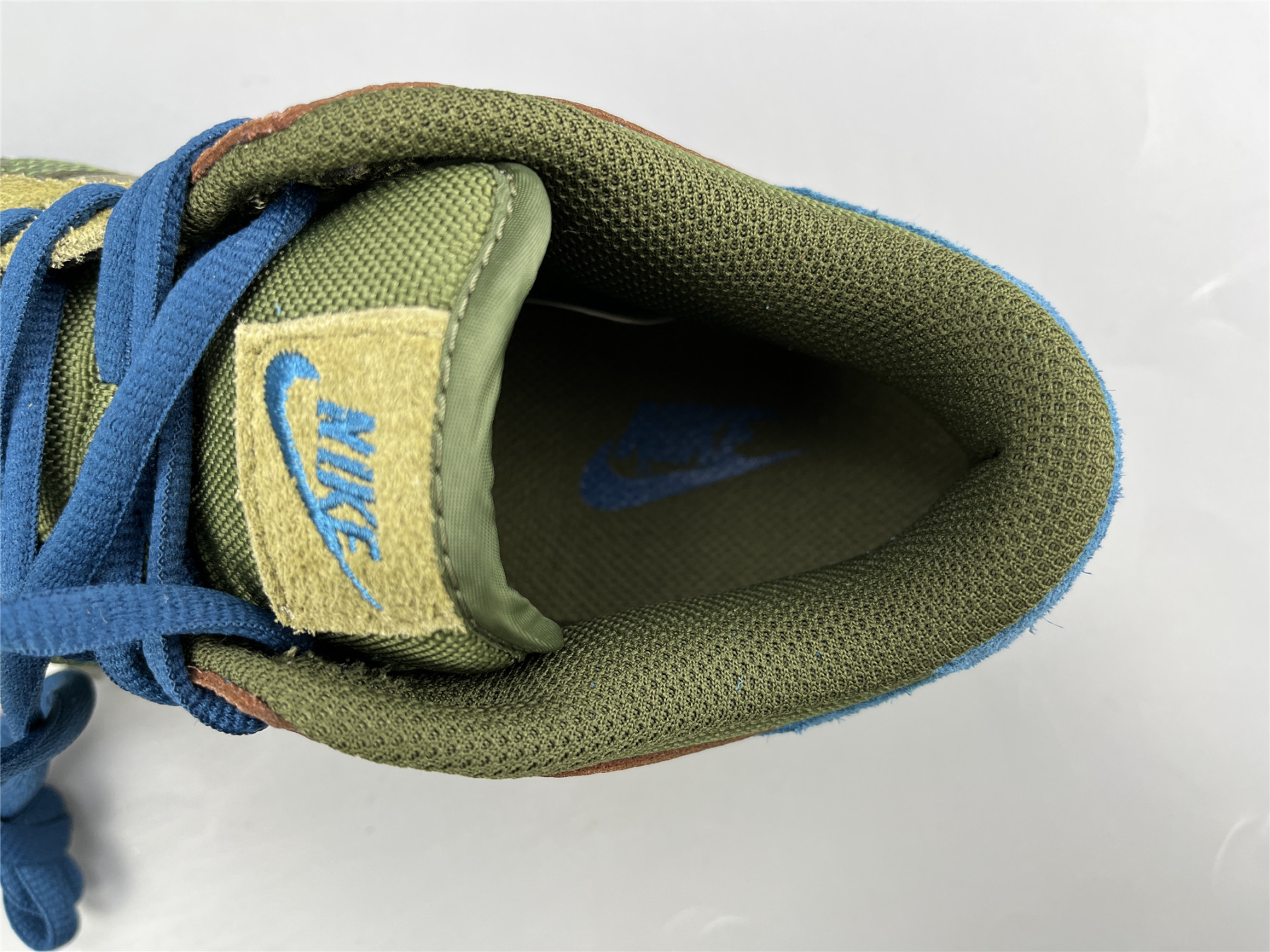 UA NIKE DUNK LOW NH