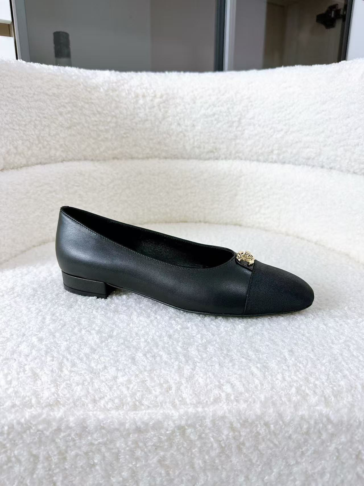 UA Ch**el Ballet Flats