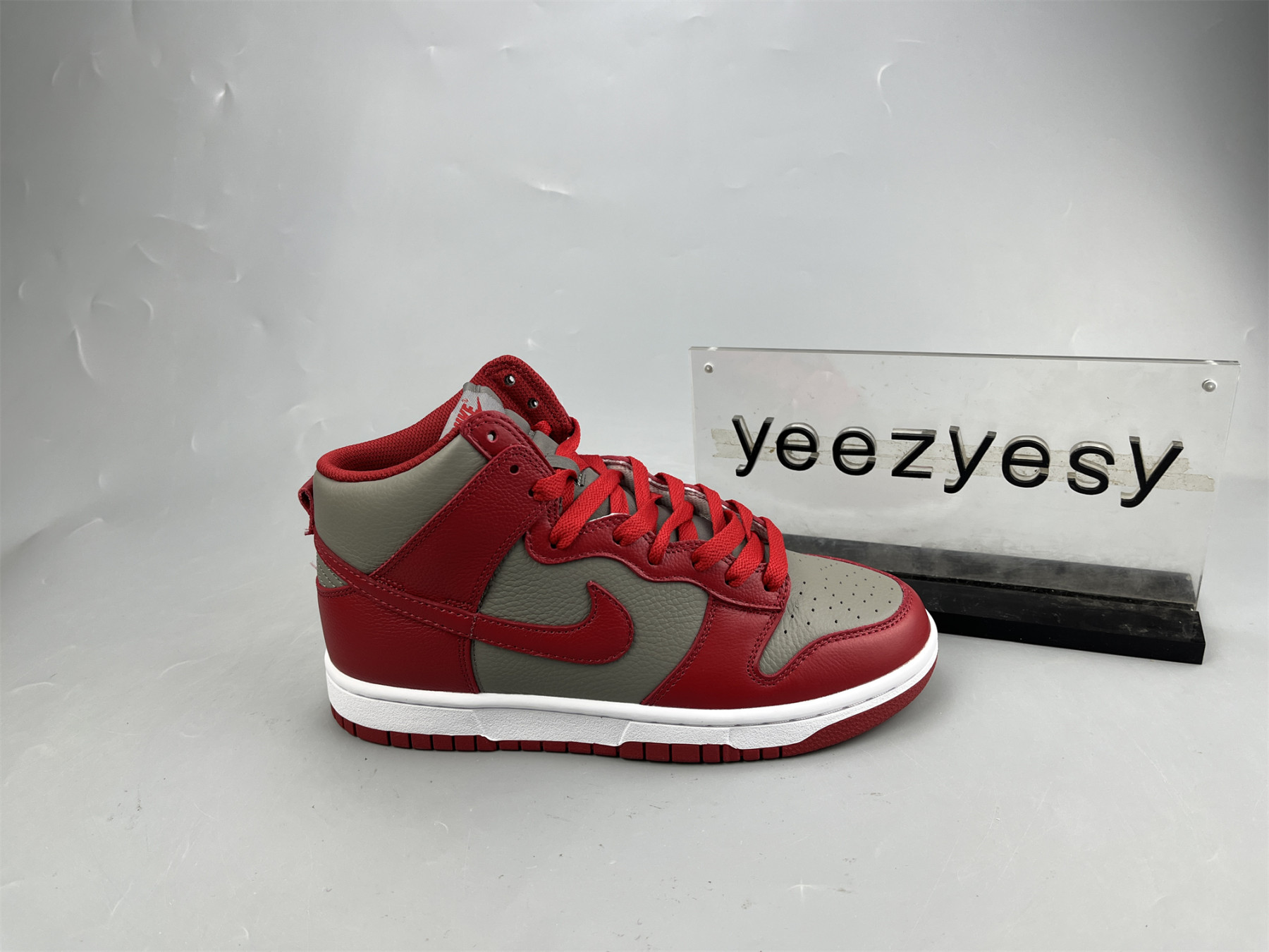 UA NIKE DUNK HIGH 