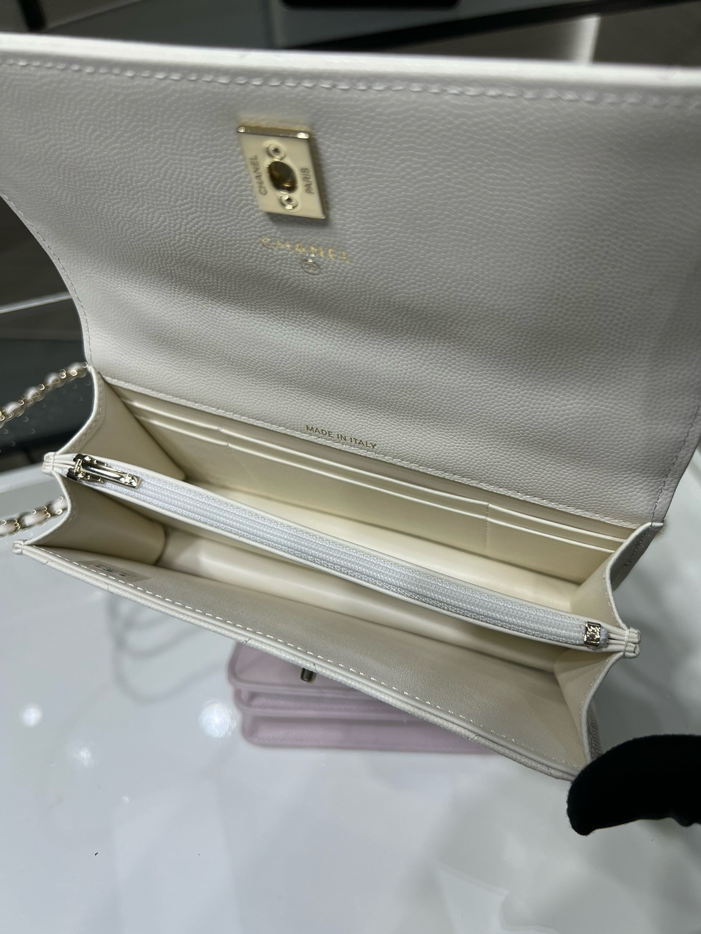 Chanel FLAP BAG WITH TOP HANDLE WALLET ON CHAIN 11x18.5x6cm