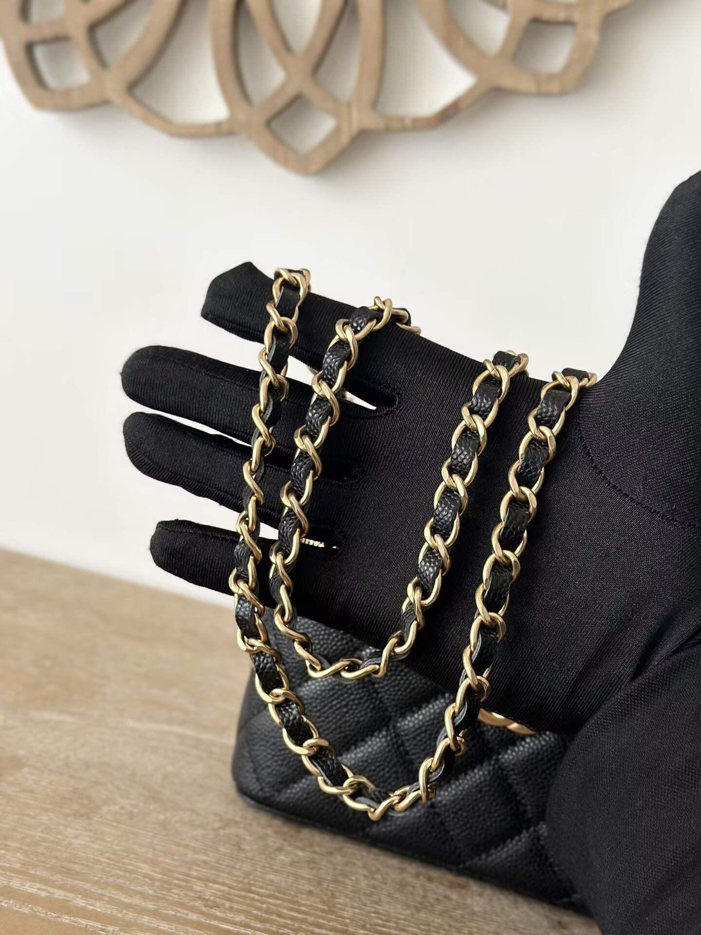 CHANEL Vanity With Chain 9.5x17x8cm