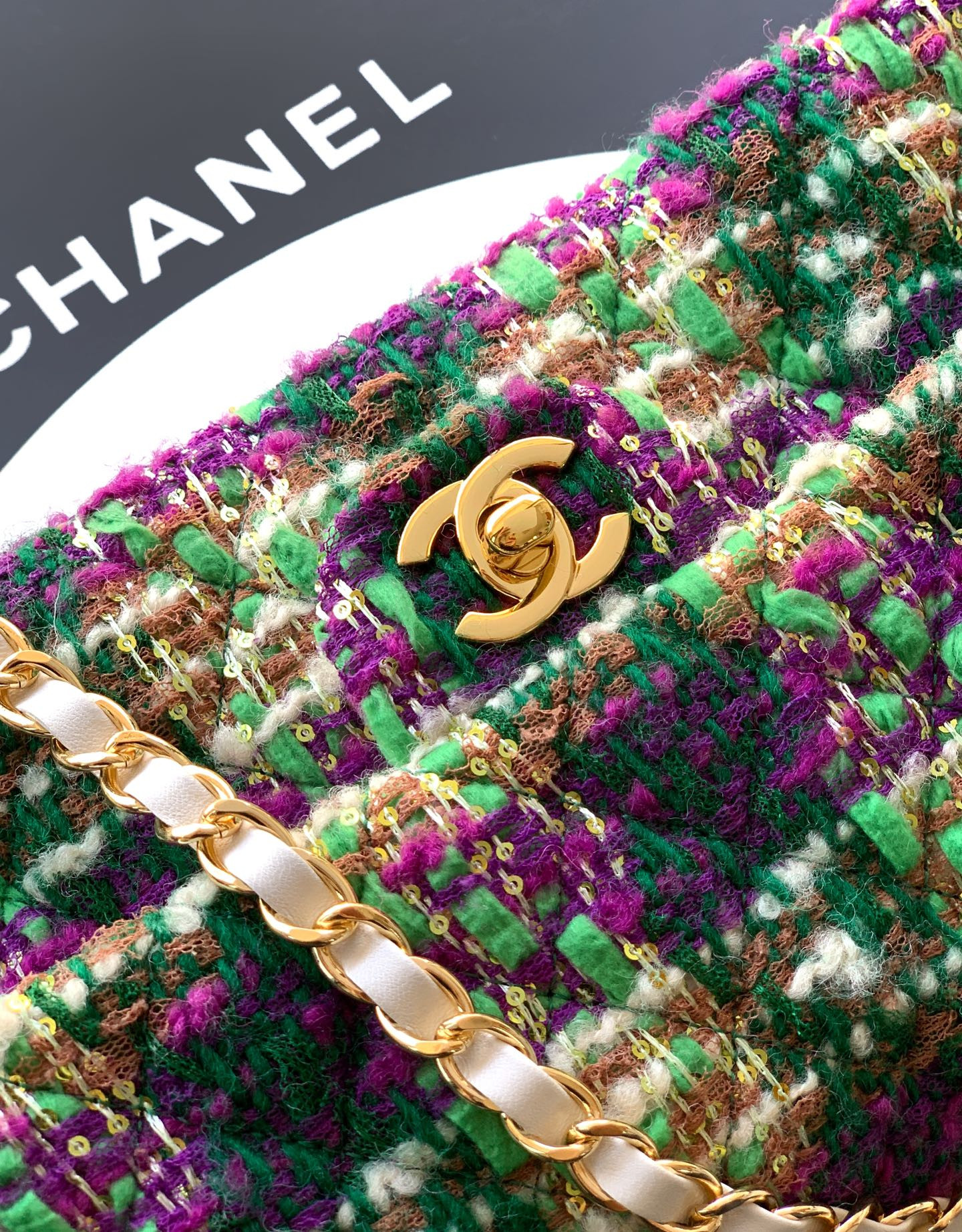 Chanel Flap Bag 25x15x6.5cm