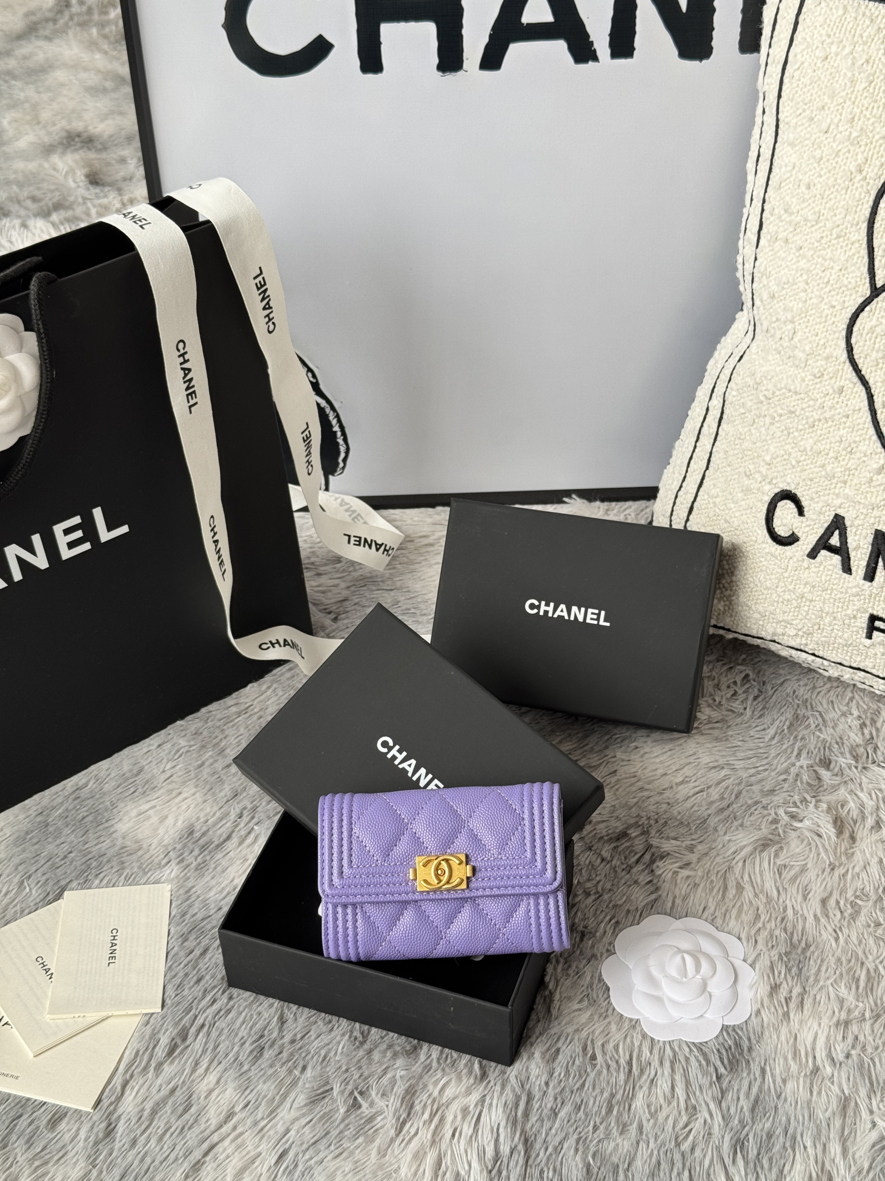 Chanel BOY CHANEL Flap Card Holder A80603 7.5x11.3x2.1cm