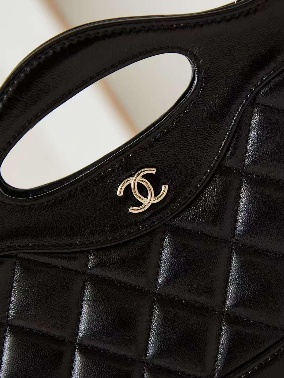 Ch**el 31 Nano Chain Bag Lambskin Gold Tone Metal Black AS3656 17.5x20.5x4cm