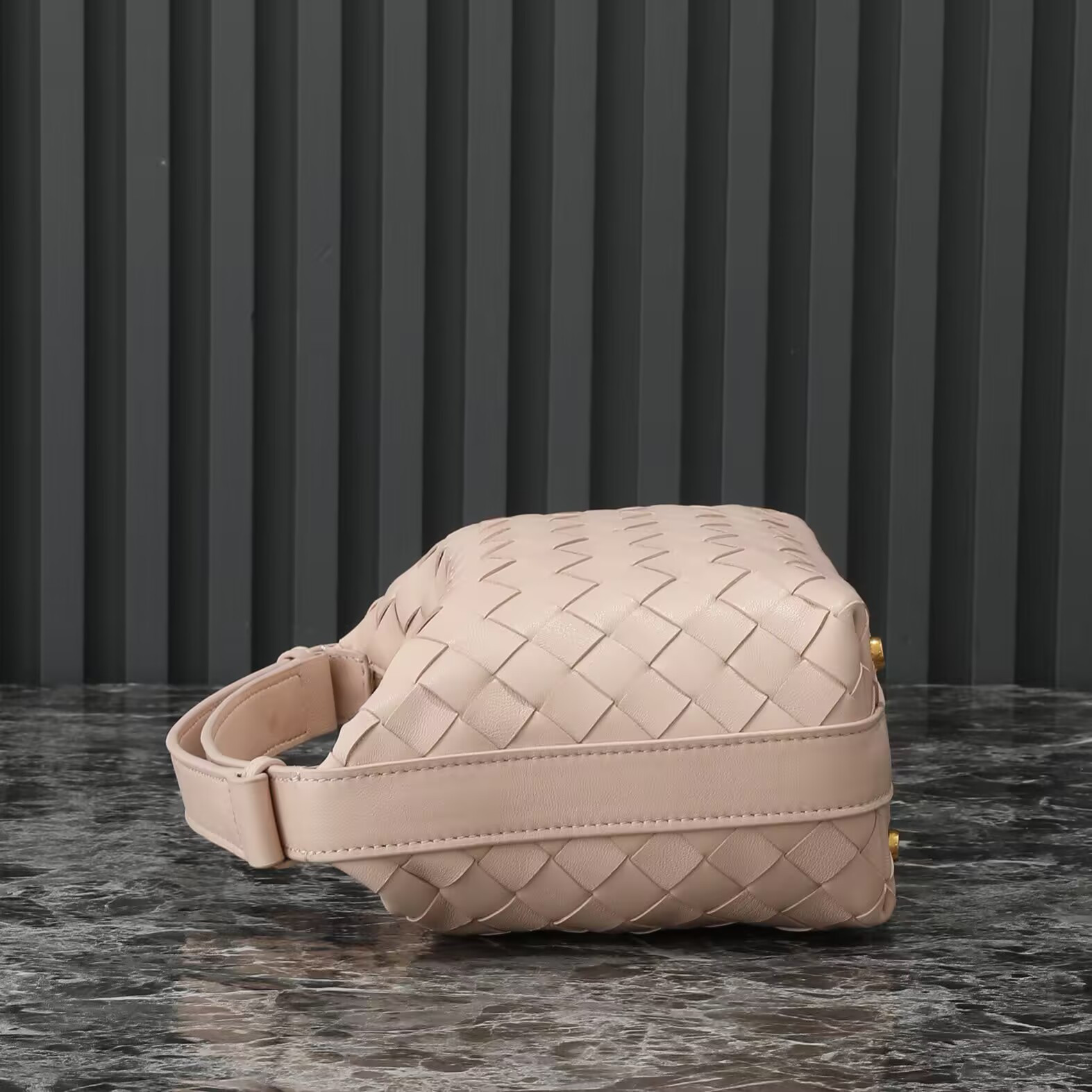 Bottega Veneta Mini Wallace 13x20x9.5cm