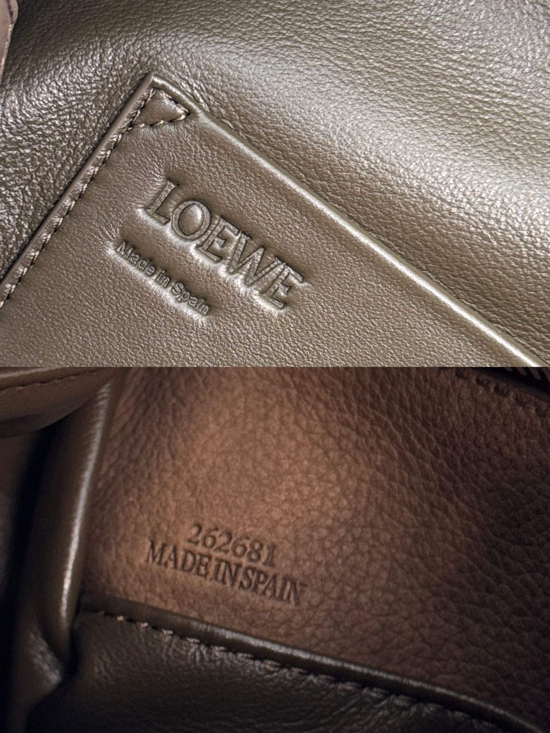 Loewe Featherlight Puzzle Bag in Grained Nubuck 33x21.5x14.7cm