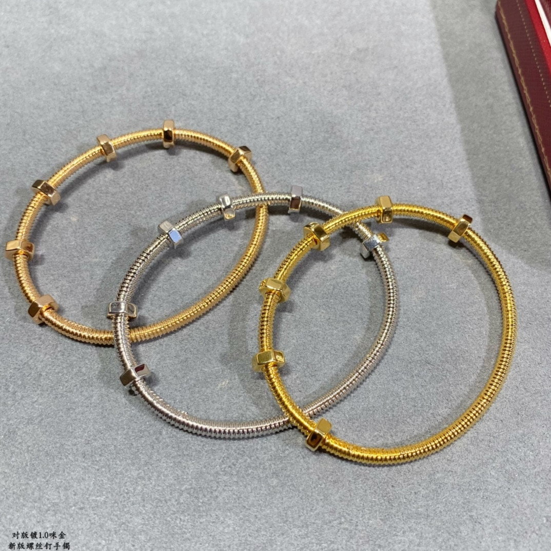 Ca*t1er Screw Bracelet