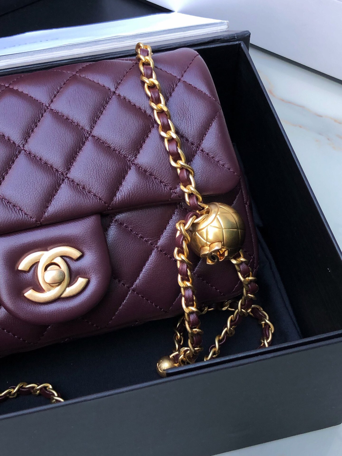 Chanel Flap Bag AS1787 20x13x6.5cm