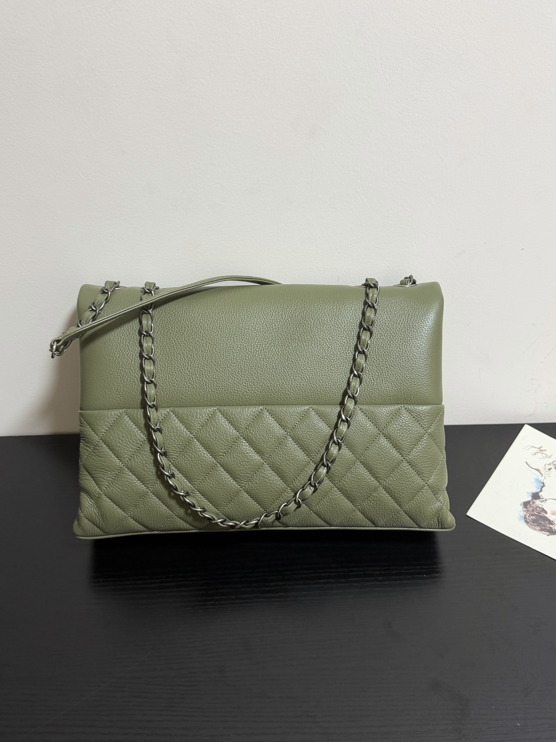 Chanel Hampton Flap Handbag AS7095 32x19x7.5cm