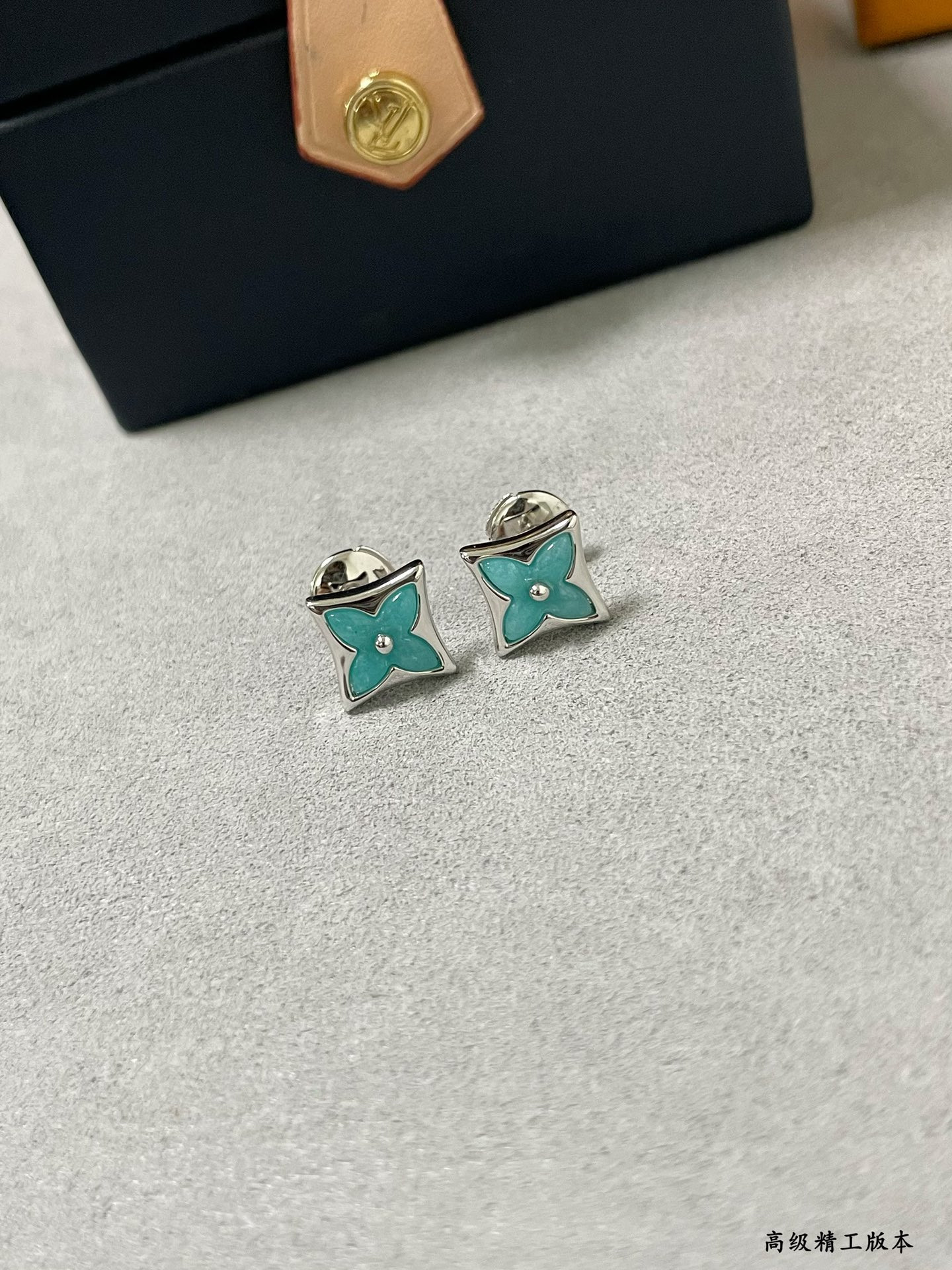 L0vis Vvtt0n Amazonite Square Earrings