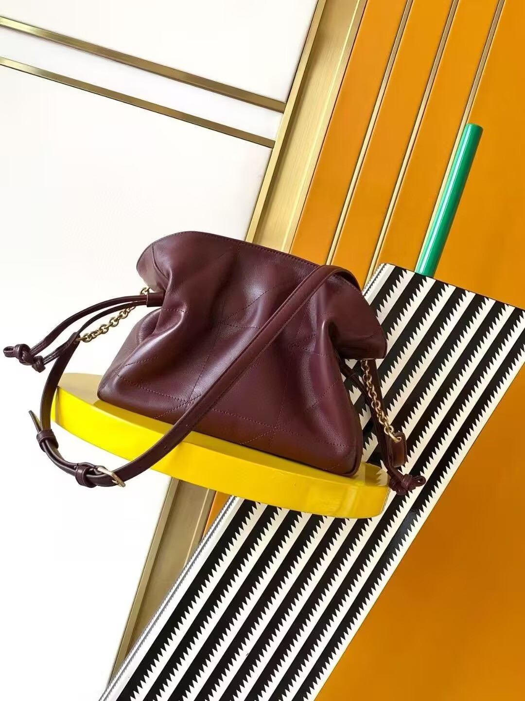 YSL Jamie 4.3 Pochon Quilted Leather Shoulder Bag 26x18x11cm