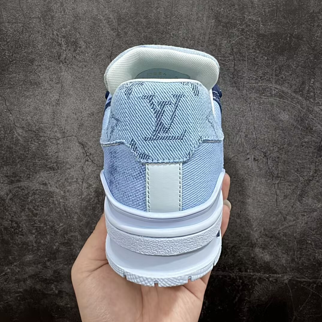 UA LV trainer Sneakers