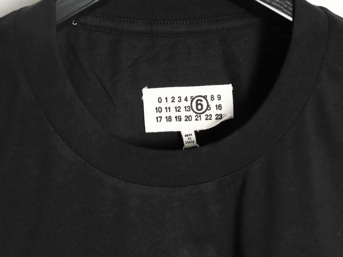 ma1s0n Marg*e1a mm6 short-sleeved t-shirt