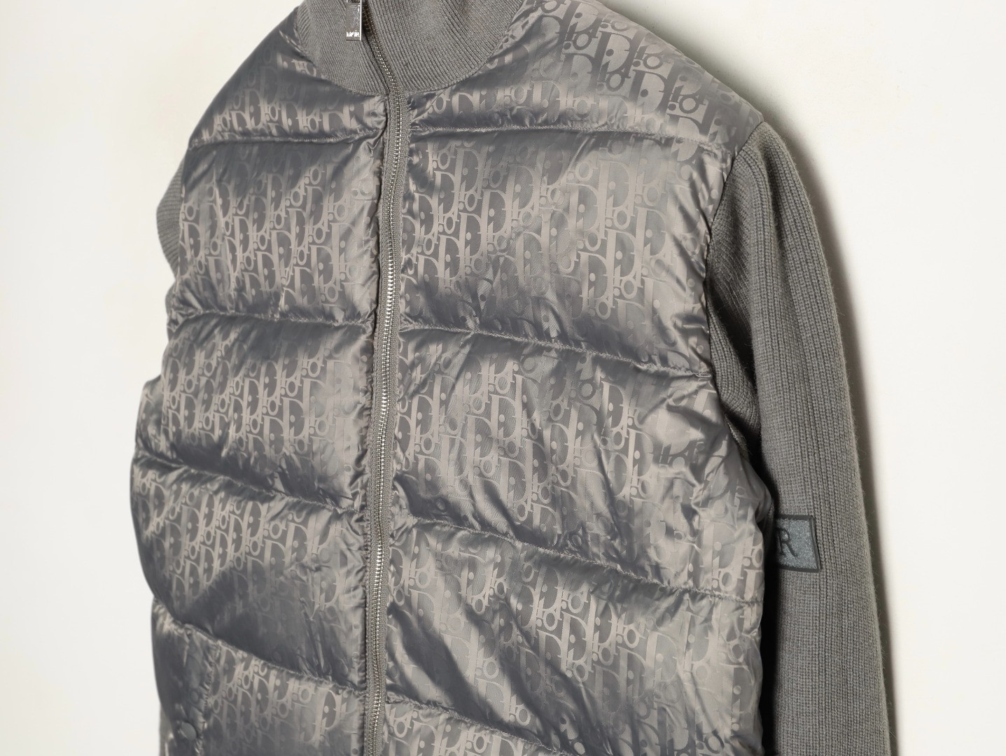 D10r short puffer jacket