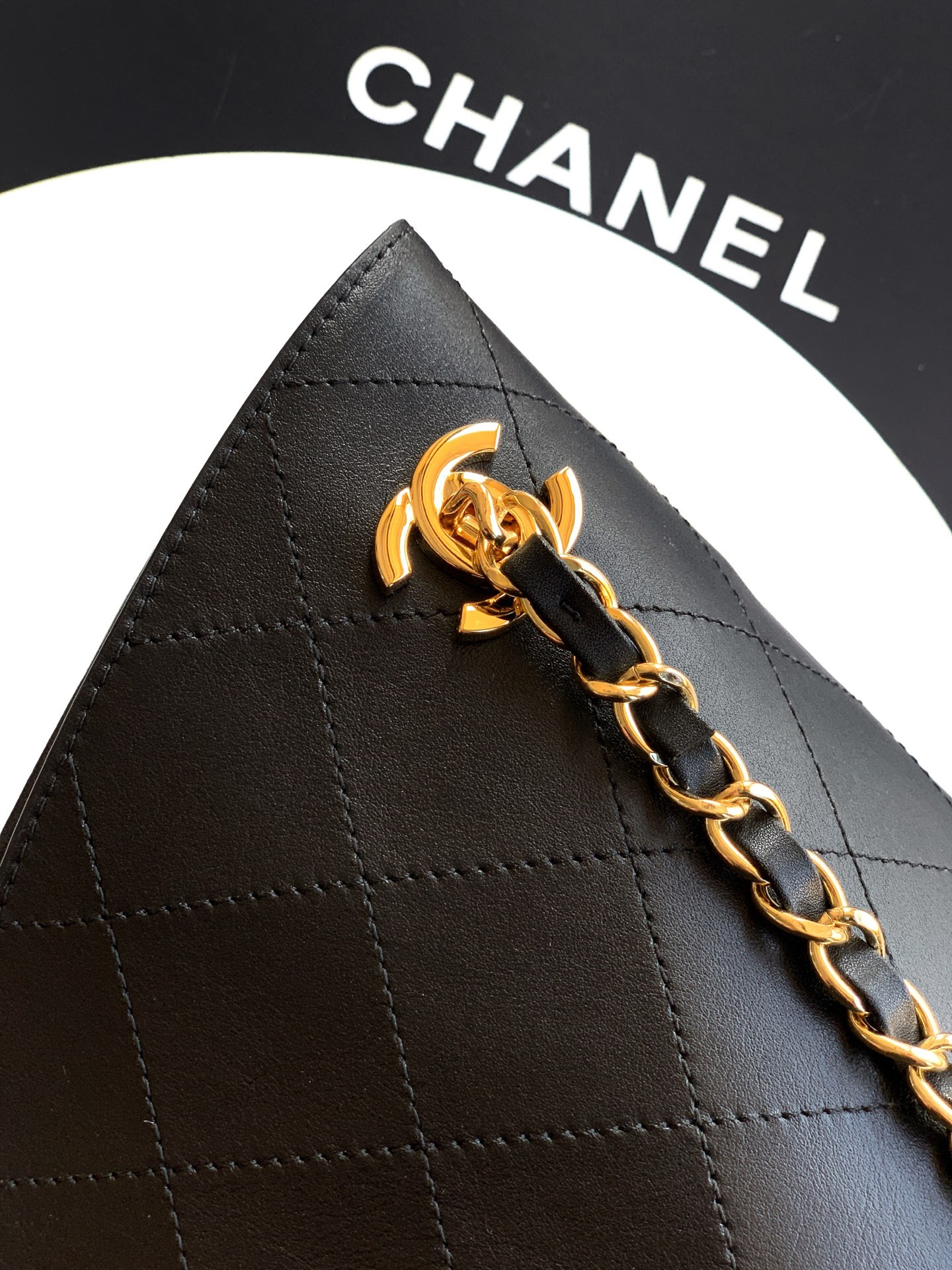 Chanel Shopping Bag 38x25x9.5cm