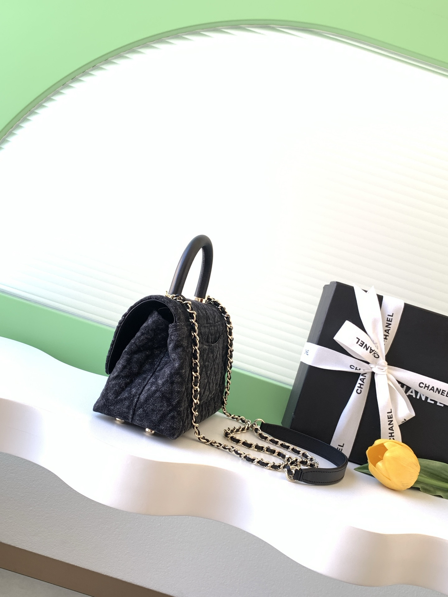 Chanel Coco Clutch with chain 13x19x9cm