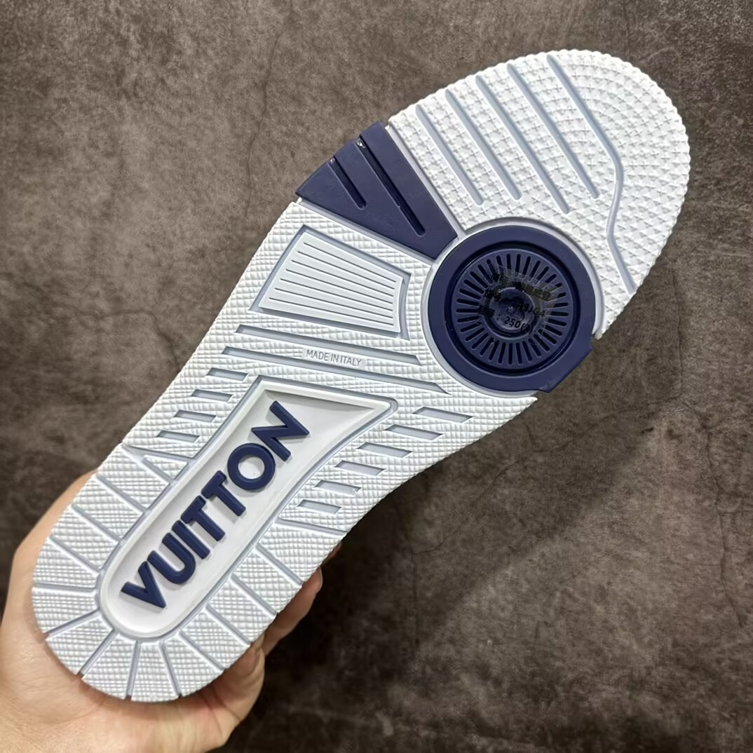 UA LV trainer Sneakers