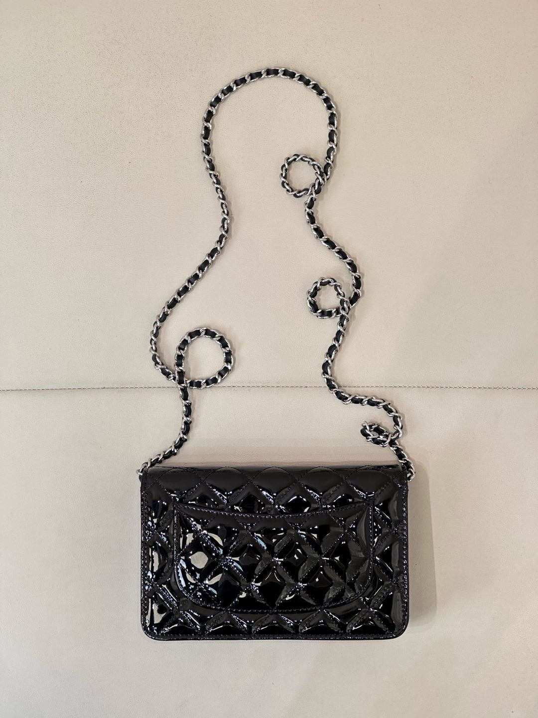 CHANEL WOC CLASSIC WALLET ON CHAIN 13x19x3cm