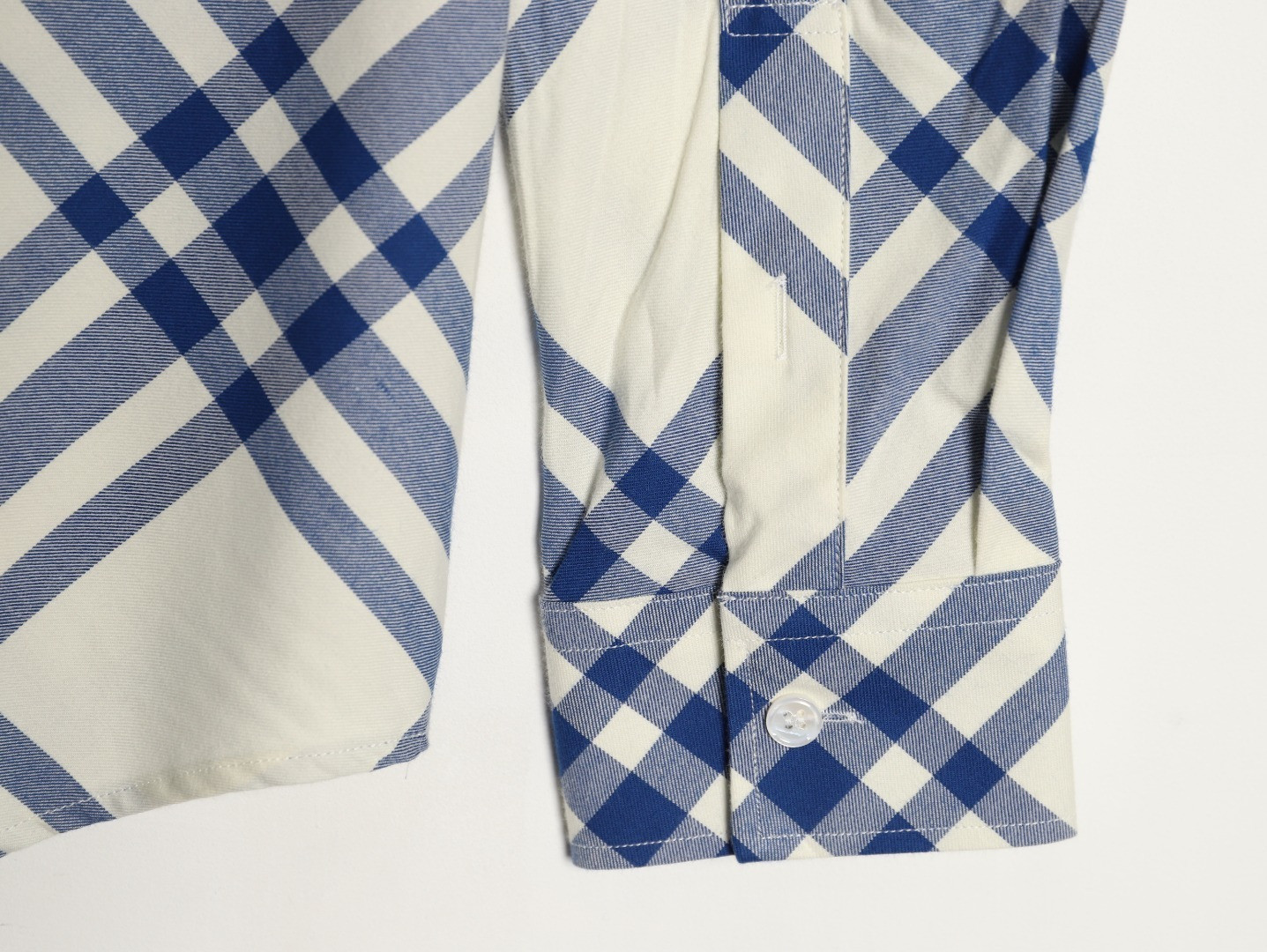 Burberry Long-sleeved Shirts