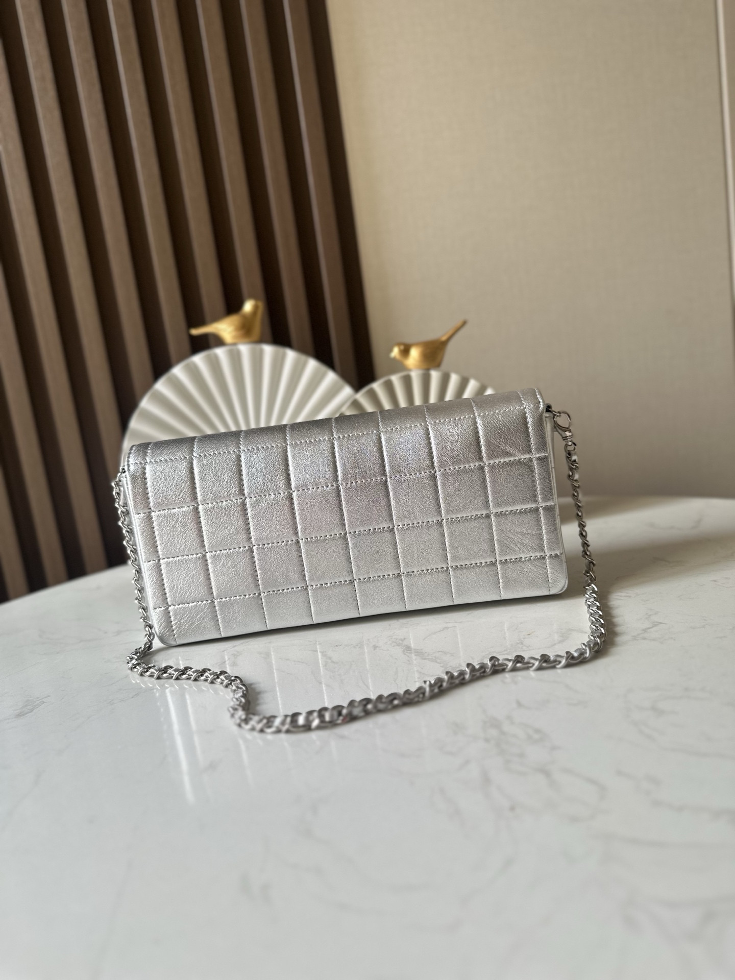 Ch**el classic chocolate bar flap chain bag 26x13x4cm