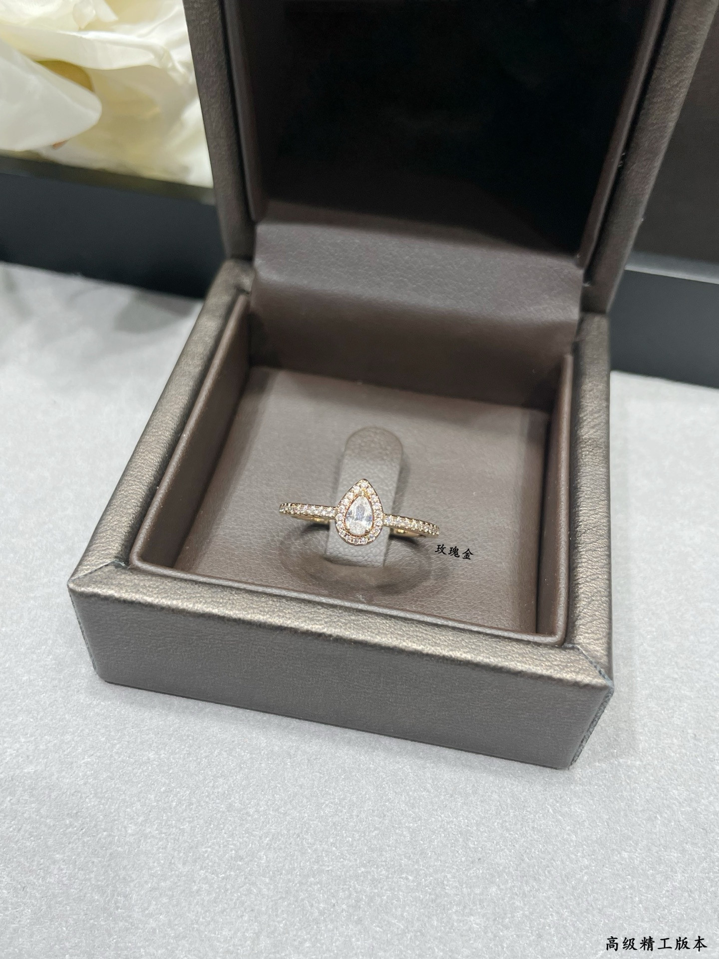 Mes1kaa single teardrop full d1am0nd ring