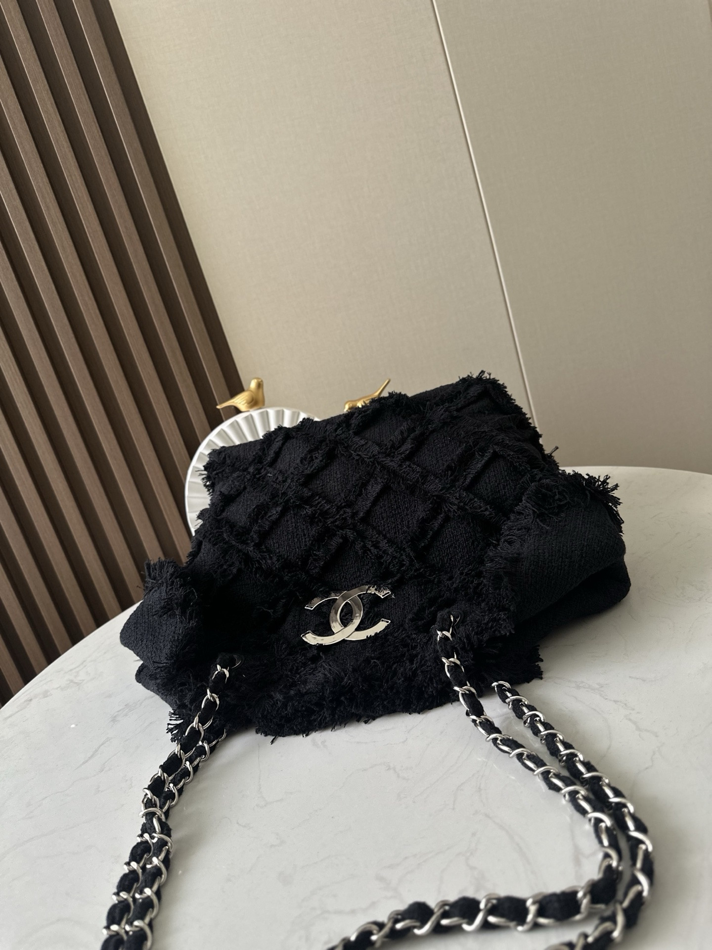 Chanel Vintage Linen Tassel Tote Straw Bag 48x35x17cm