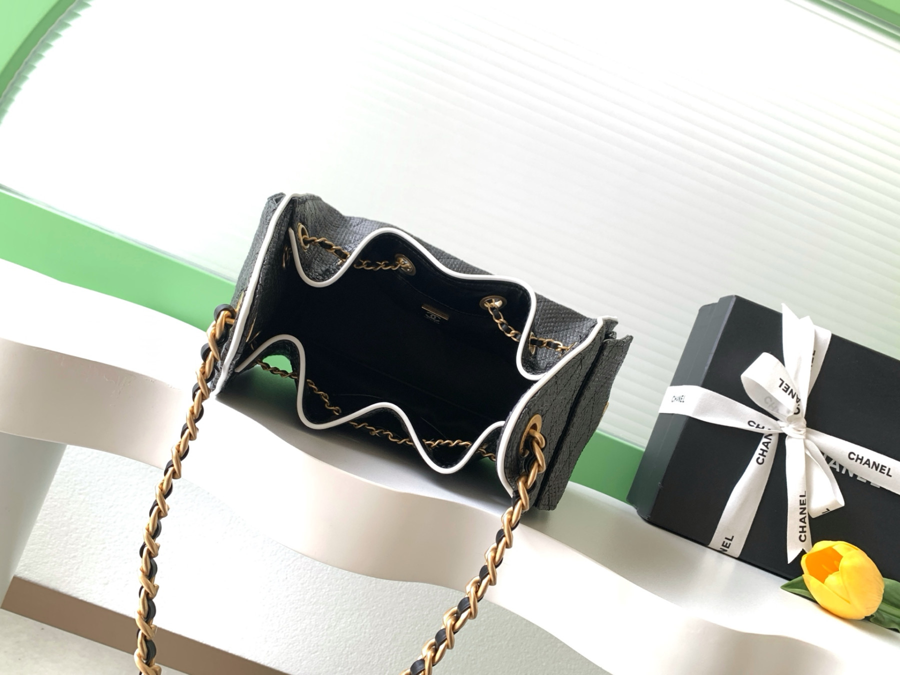 CHANEL Kleine Chanel 25 tas AS5631 30x26x14cm
