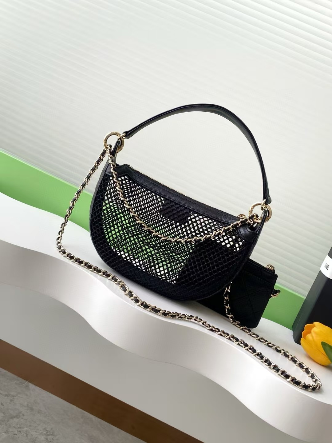 Ch**el clutch with chain mesh shiny lambskin gold tone -AP4573 15x22x6cm