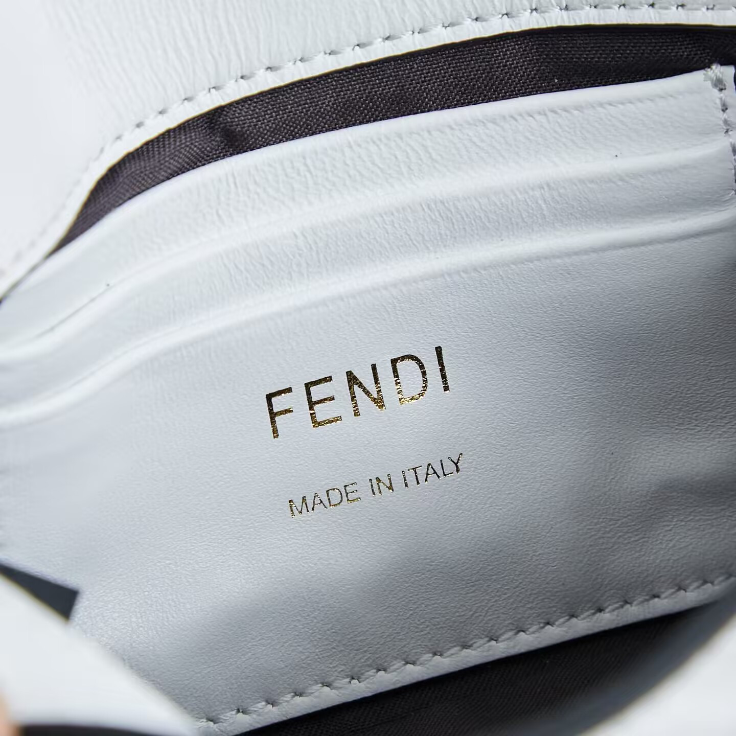 Fendi Baguette Mini Bag 19x4x10cm