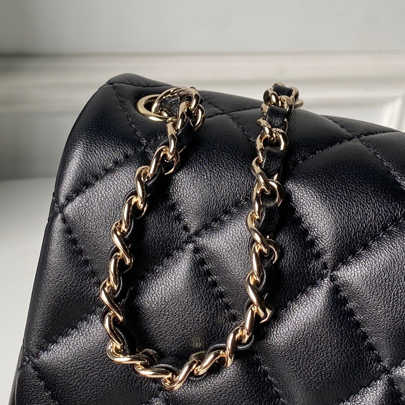 Chanel Classic Flap Handbag CF AS5758 18x13x7cm