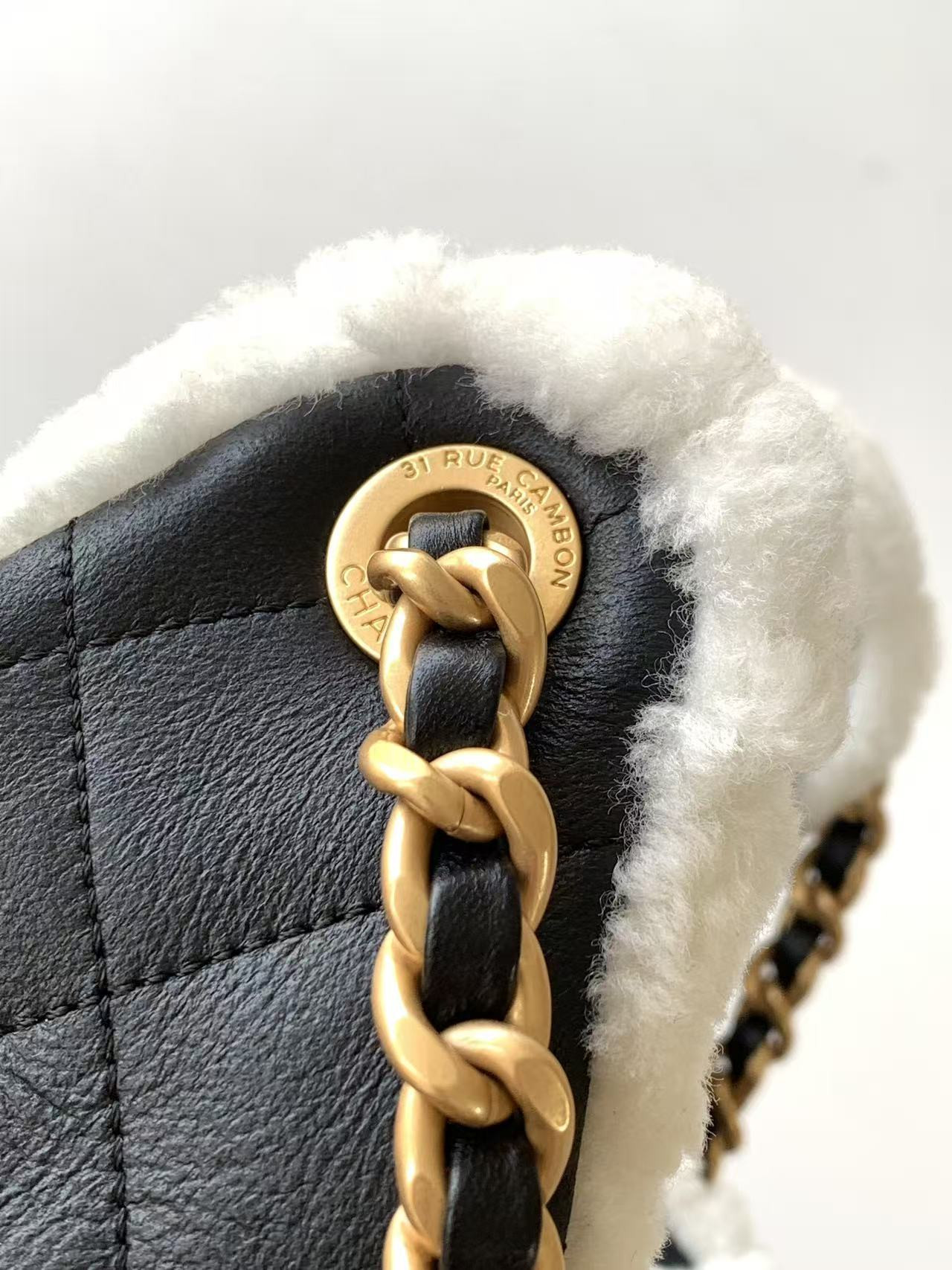 CHANEL 25C Bucket BAG 30x26x14cm