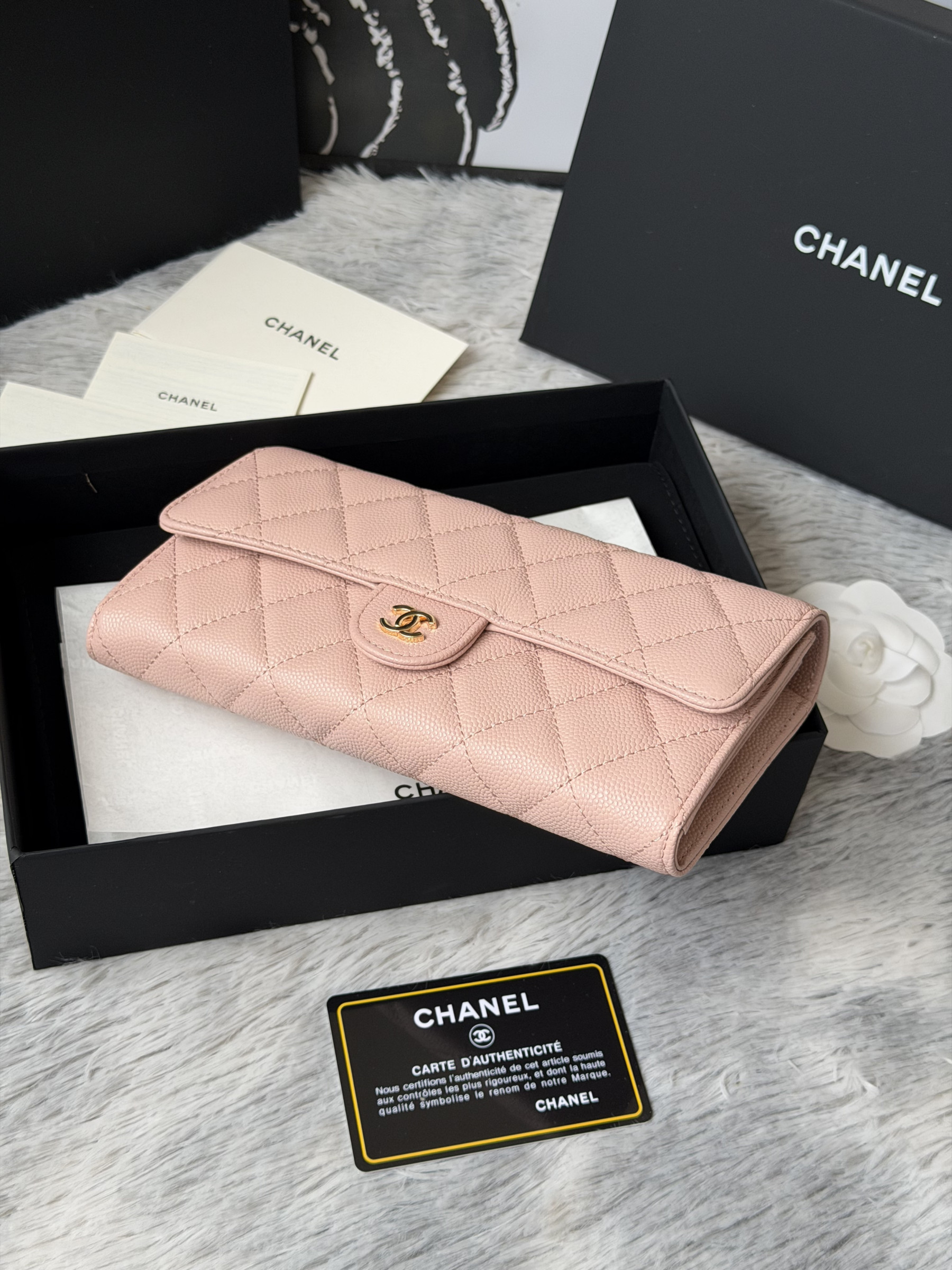 Chanel Wallet 80758 10x19x3cm
