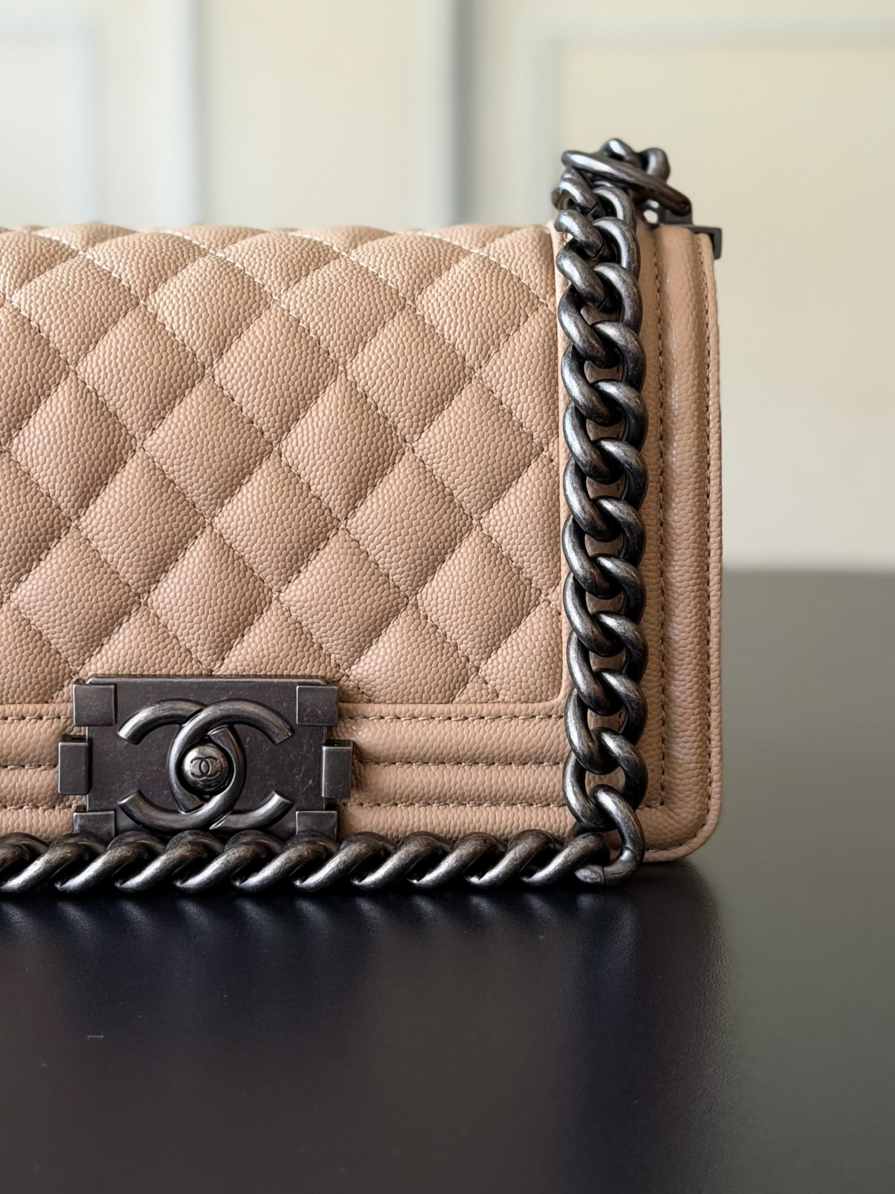 Chanel Boy Handbag 12x20x7cm