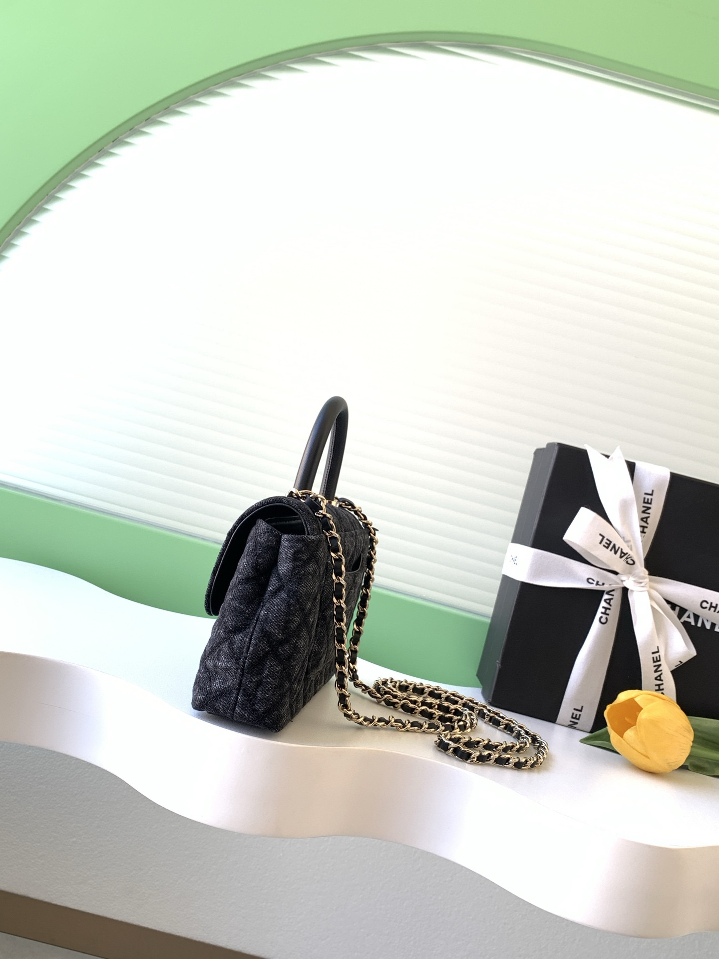 Chanel Coco Clutch with chain AP4244 11.5x14.5x5.5cm