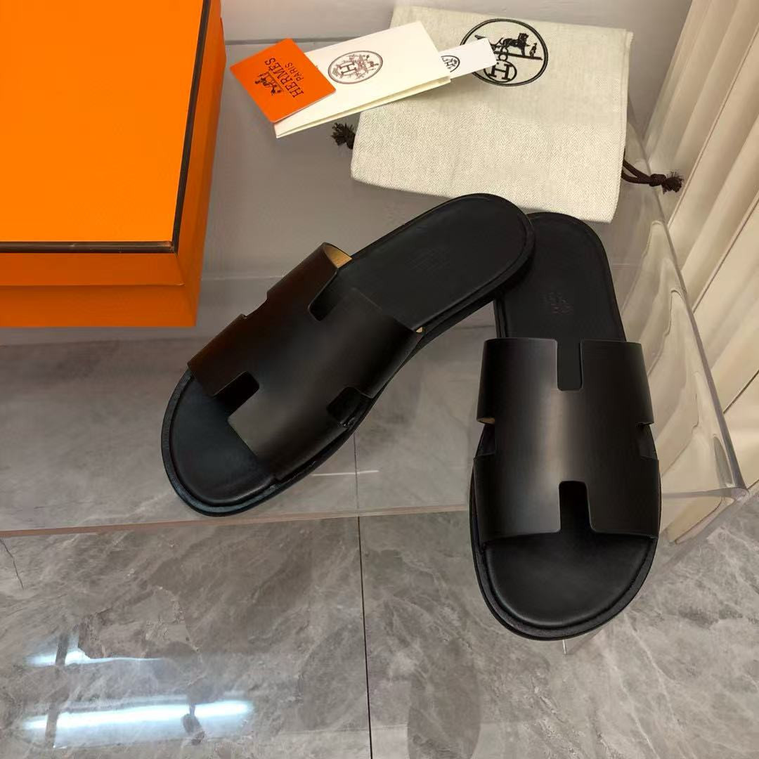 UA H**me5 Izmir sandal
