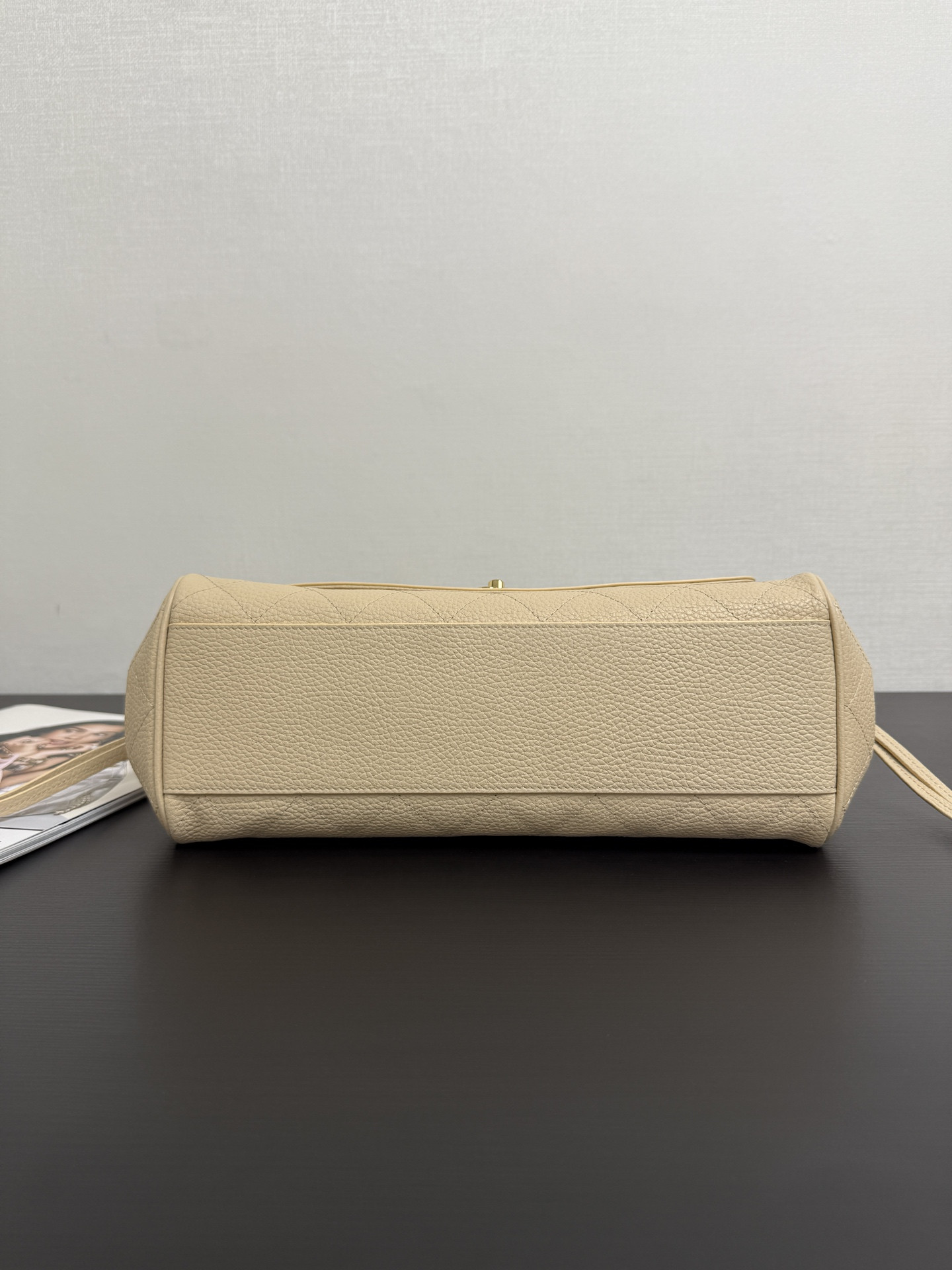 Chanel Small Tote AS6288 15x31x12cm