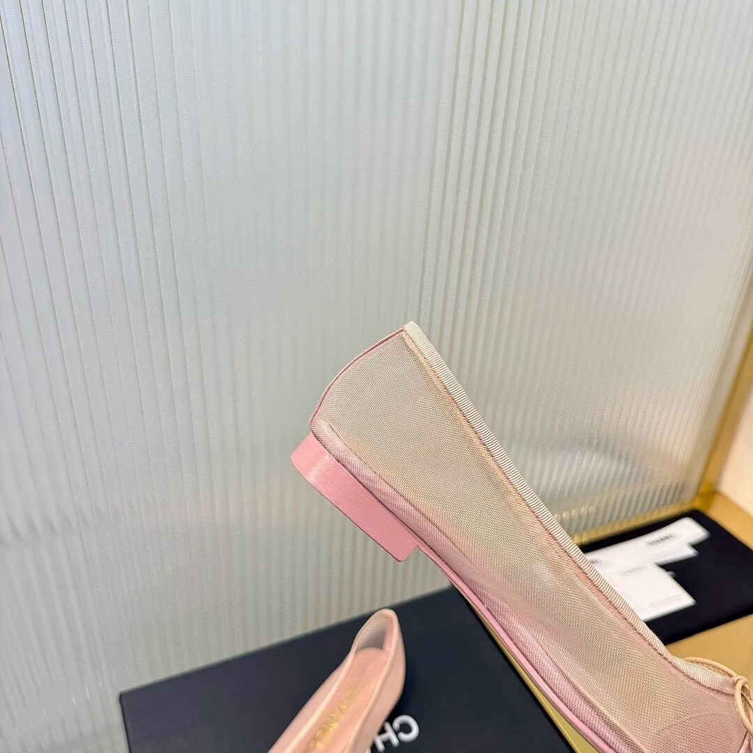 ua Ch**el ballet flats
