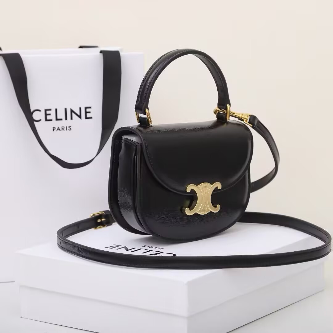Celine MINI BESACE CLEA 15.5x12x5cm
